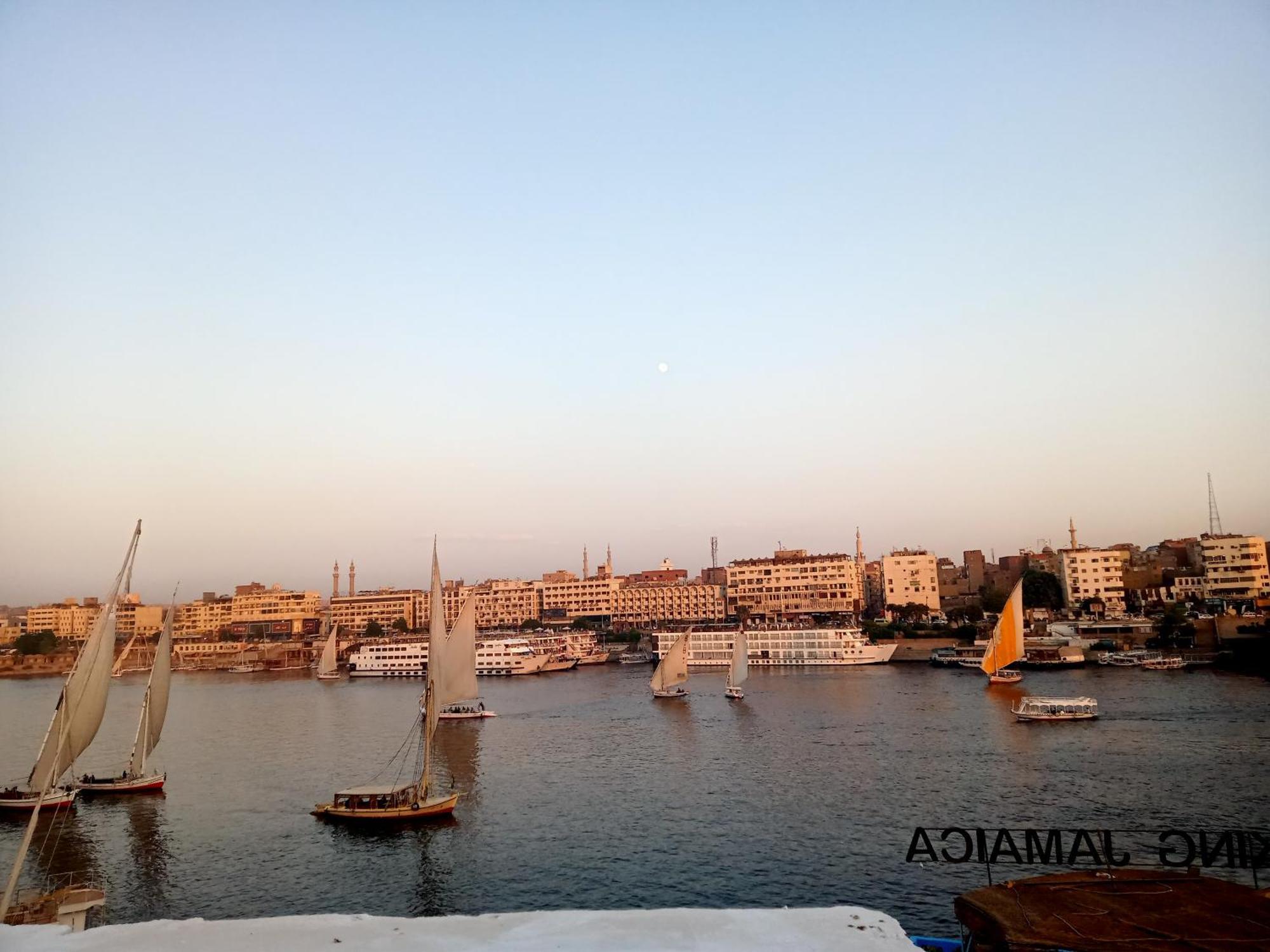 Mostafa Jamaica Guesthouse Aswan Buitenkant foto